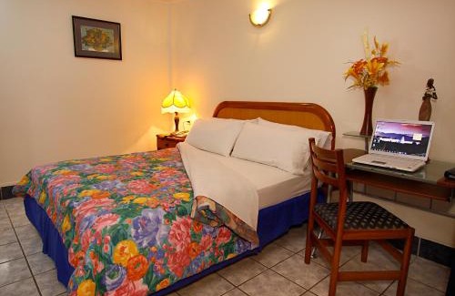 Atacames Hotel | Hotel Club del Sol