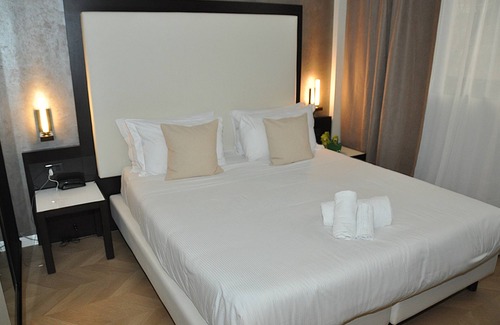 Binasco Hotel | Hotel Comtur