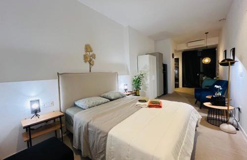 Montolivet Apartment | Hotel con entrada independiente a pocos pasos de la Ciudad de las Artes y las Ciencias y el Oceanogràfic A solo 1 minuto caminando del Jardín del Turia