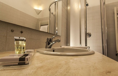 Carate Brianza Hotel | Hotel Cora