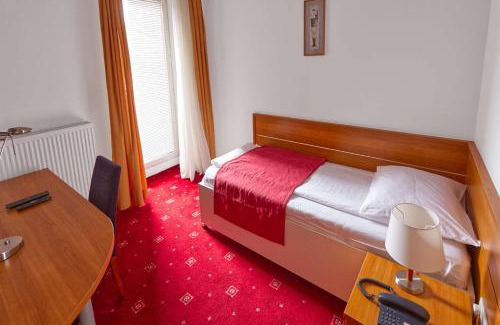 Kranj Hotel | Hotel Creina