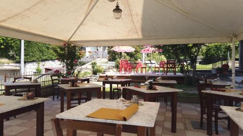 Champagne Hotel | Hotel Cristina