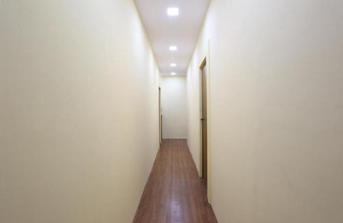 Malad East House | Hotel Crown Goregaon Mumbai