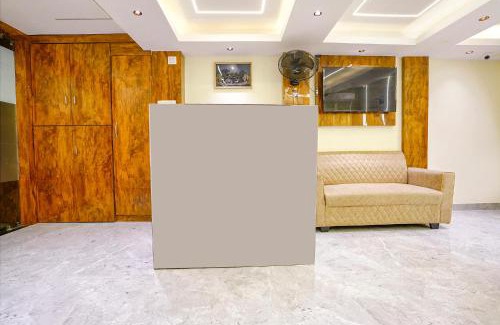 Goregaon West Hotel | Hotel Crystal By Glitz Hotels