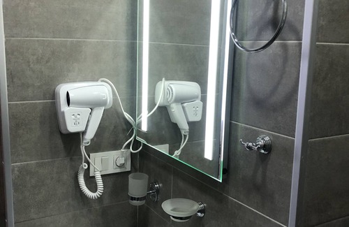 Tbilisi Hotel | Hotel DanaEva in the center