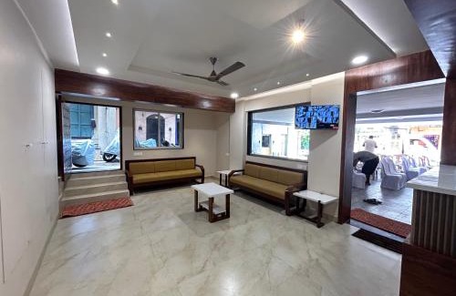 Kolhapur Hotel | Hotel Darshan Grand