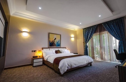 Benin City Hotel | Hotel De Felona