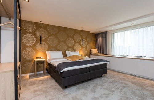 Benzenrade Hotel | Hotel de Rousch