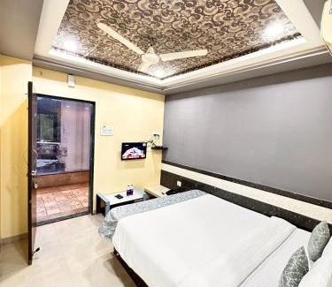 Solapur Hotel | Hotel Diamond Executive