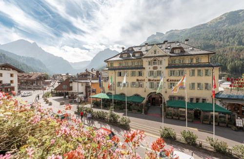Canazei Hotel | Hotel Dolomiti Schloss