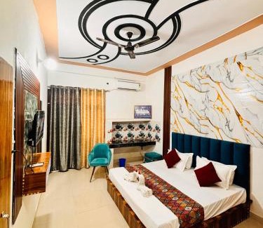 Kaimganj Hotel | Hotel DreamVista
