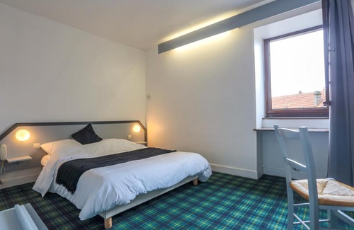 Pouilly-en-Auxois Hotel | Hotel du Commerce