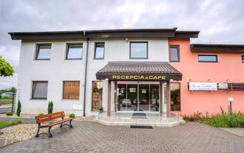 Nova Dubnica Hotel | Hotel Dynamic