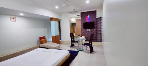 Vapi Hotel | Hotel Easy Retreat