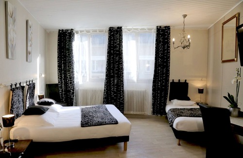Mauriac Hotel | Hotel Ecu de France