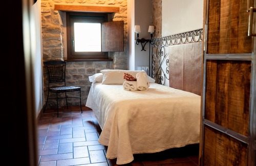 Puente La Reina Hotel | Hotel El Cerco