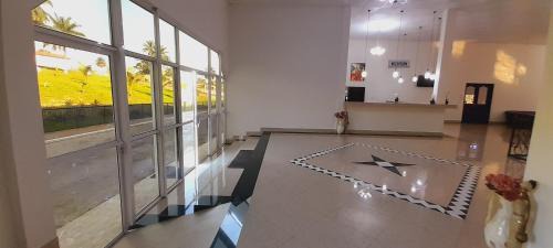 Wele-Nzas Province Hotel | Hotel elik obuc