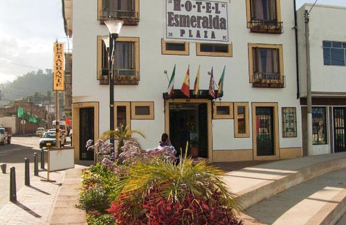 Cogua Hotel | Hotel Esmeralda Plaza