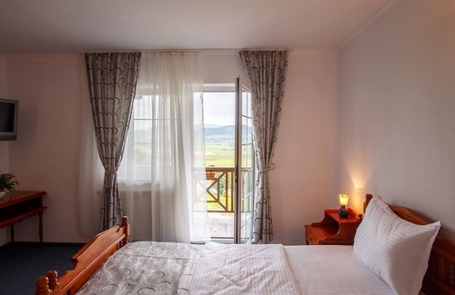 Albesti Hotel | Hotel Europa Kokeltal