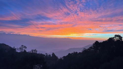 Nagarkot House | Hotel Everest Window View
