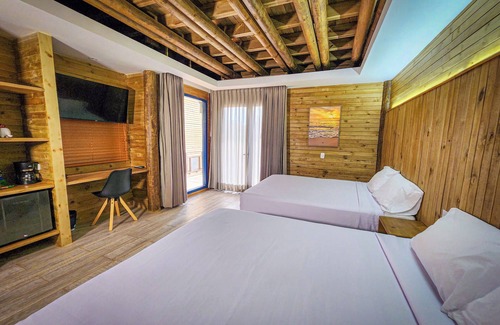 Paluato Hotel | Hotel Explore Caño Dulce
