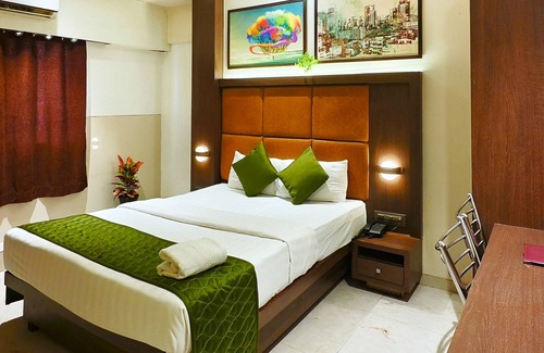 Panvel Hotel | Hotel Express INN, Panvel