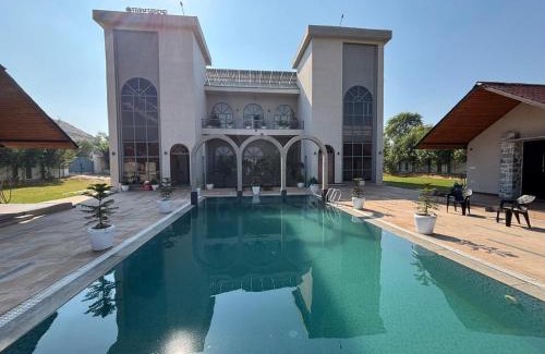 Chandwaji Hotel | Hotel Farm Serene