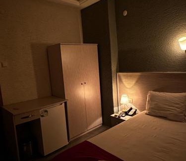 Arakli Hotel | Hotel Ferah