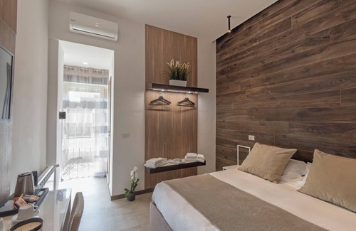 Secondigliano Hotel | Hotel Fiorentina