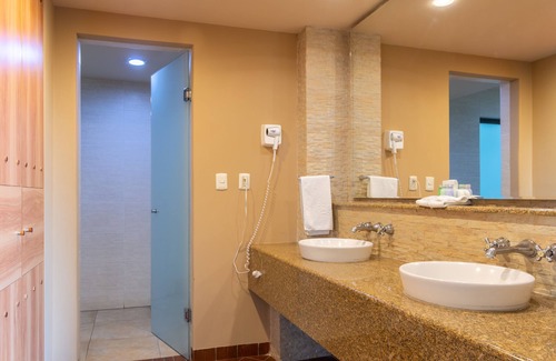 Downtown Queretaro Hotel | Hotel Flamingo Inn