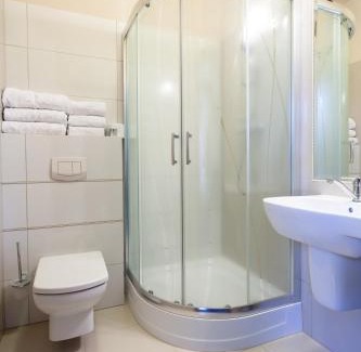 Zgierz Hotel | Hotel Folwark