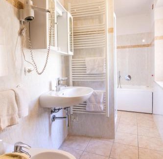 Bosco Chiesanuova Hotel | Hotel Frizzolan