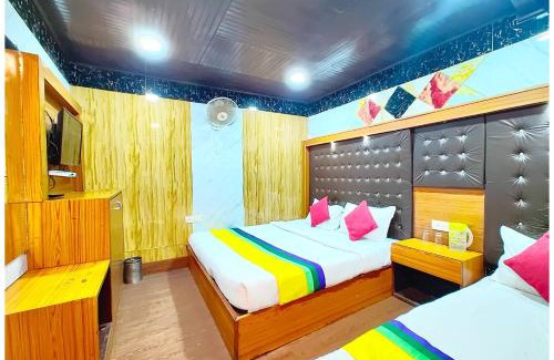 Nainital Hotel | Hotel FTZ Near Mall Road & Lake View Hotel - Attached Balcony - Free Parking & Wi-fi Restaurant Facilities - Best Lake View Hotel