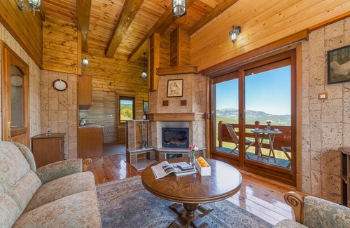 Mojkovac Hotel | Hotel Gacka - Deluxe One-Bedroom Cottage