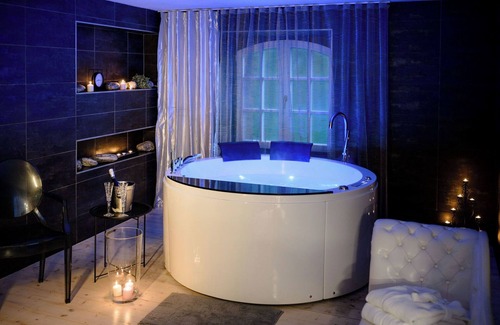 Celadna Hotel | Hotel & Garden U Holubů