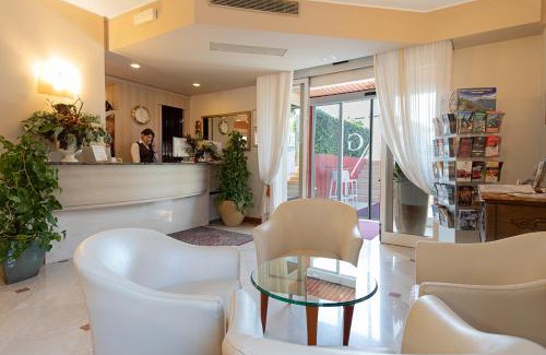 Bardolino Hotel | Hotel GARDENIA & Villa CHARME Adults Friendly 4Star