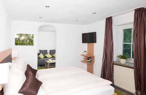 Rudersberg Hotel | Hotel Garni BURG WALDENSTEIN