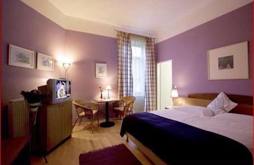 Sankt Valentin Hotel | Hotel Garni - Gasthof Pillgrab