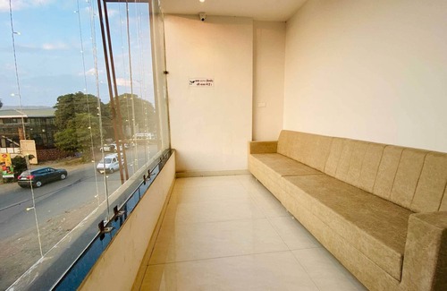 Omkareshwar Hotel | Hotel Gayatri Palace