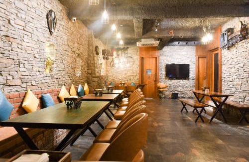 Bullawala Hotel | Hotel Gems Inn