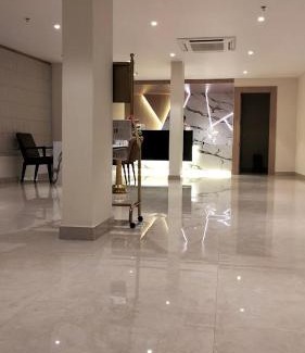 Vadakara Hotel | Hotel Golden Couch