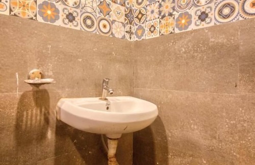 Sainagar Hotel | HOTEL Golden Rice