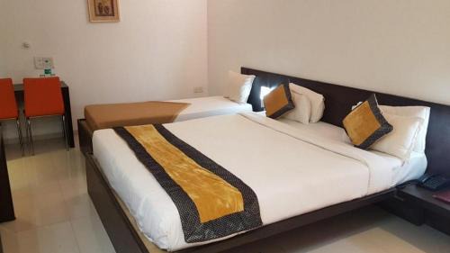 Shirdi Hotel | Hotel Golden View