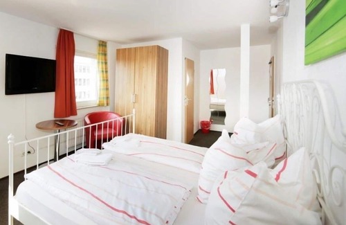 Duisburg City Center Hotel | Hotel Goldener Hahn