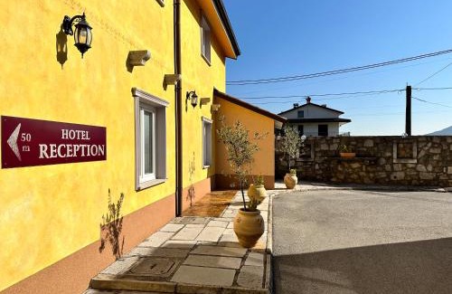 Sezana Hotel | Hotel Grahor Depandance