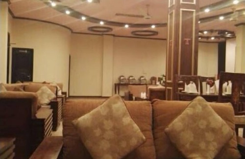 Kallar Kahar Hotel | Hotel Grand Imperial
