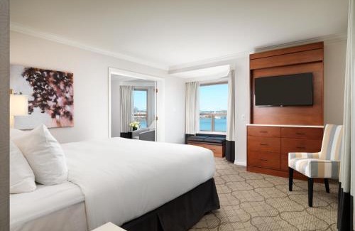 Inner Harbour Hotel | Hotel Grand Pacific