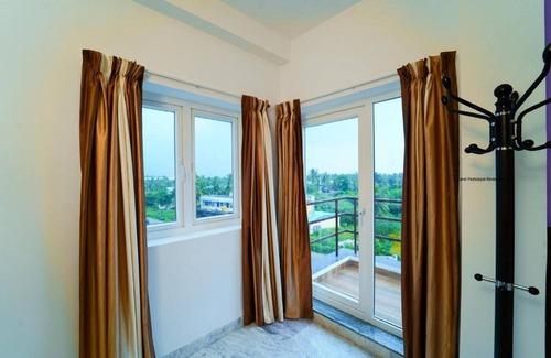 Sriperumbudur Hotel | Hotel Grand Padappai Residency