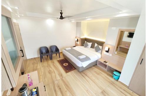 Bhadrak Hotel | Hotel Grand Premium Resort Near Sea View & Jagannath Temple - Wifi-Parking -Restaurant & Swimming Pool Facilities - All Room Spacious and Fully Air Conditioned Rooms With Attached Balcony- A luxuary Hotel In Puri