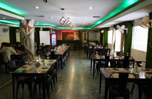 Katghora Hotel | Hotel Green Park